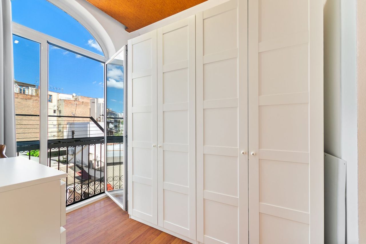 Квартира в Барселоне, Испания, 150 м² - фото 6