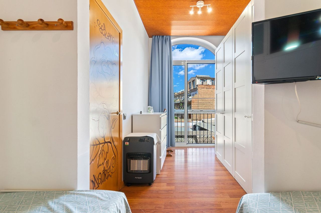 Квартира в Барселоне, Испания, 150 м² - фото 18