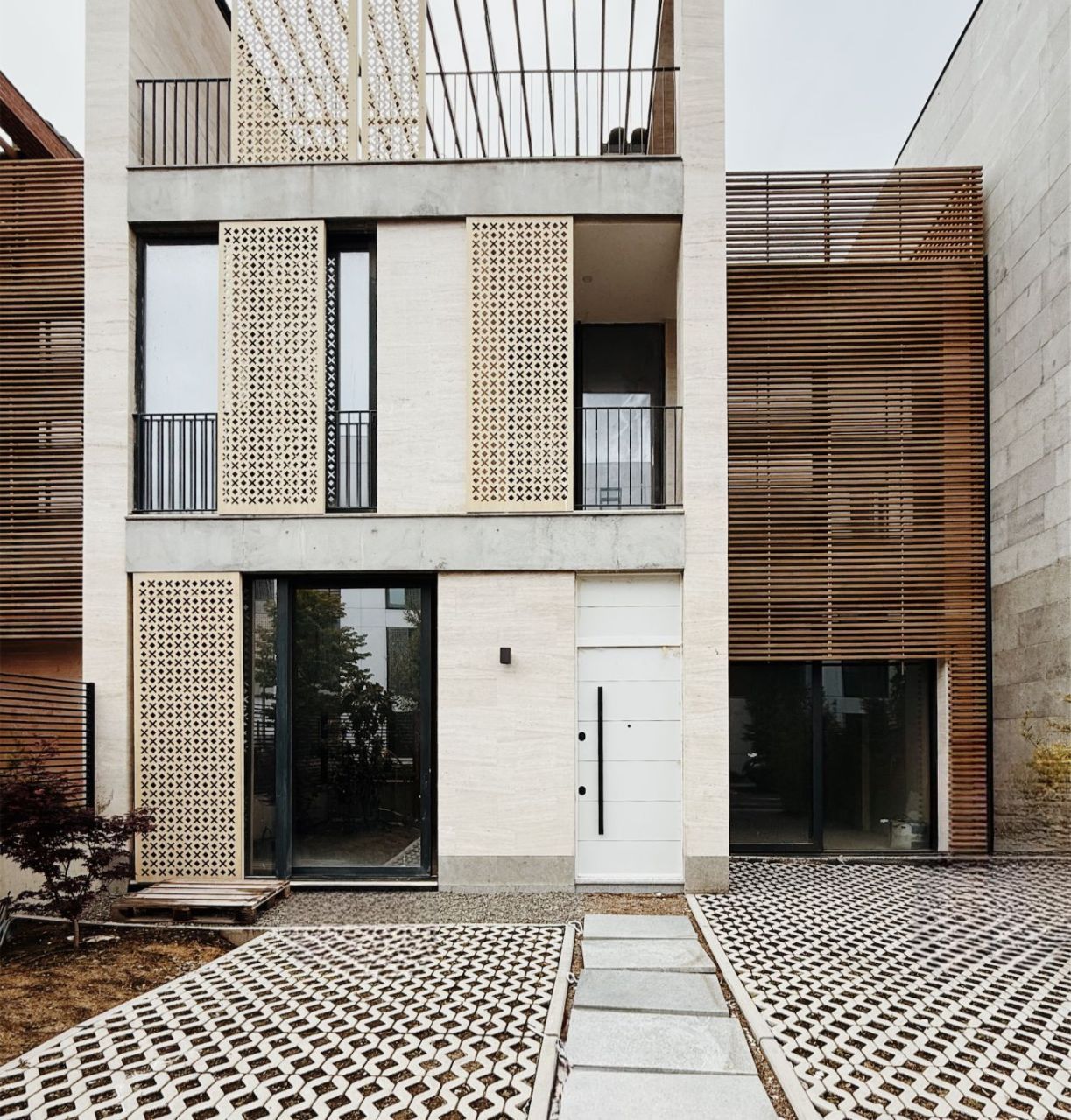 Дом в Тбилиси, Грузия, 385 м² - фото 2