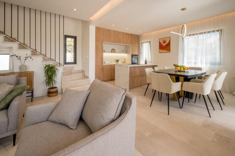 Дом в Тивате, Черногория, 250 м² - фото 11