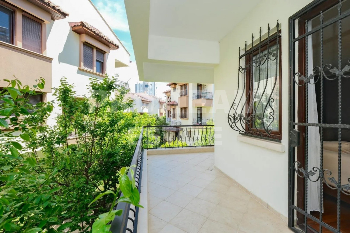 Вилла в Анталии, Турция, 200 м² - фото 14