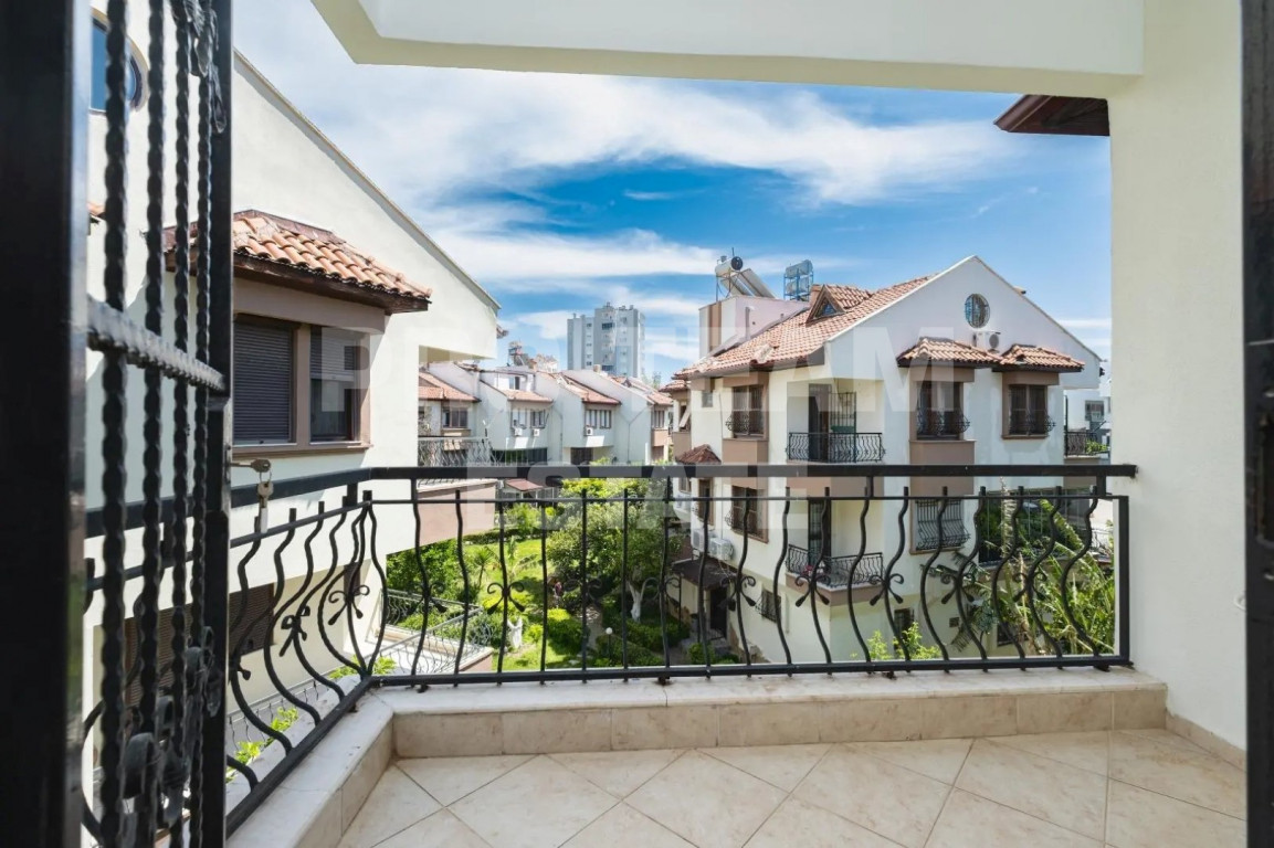 Вилла в Анталии, Турция, 200 м² - фото 16