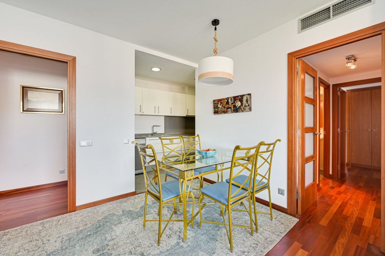 Квартира в Барселоне, Испания, 78 м² - фото 8