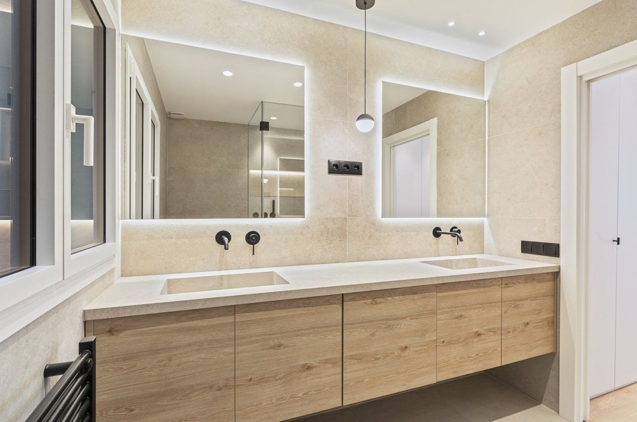 Квартира в Барселоне, Испания, 152 м² - фото 15