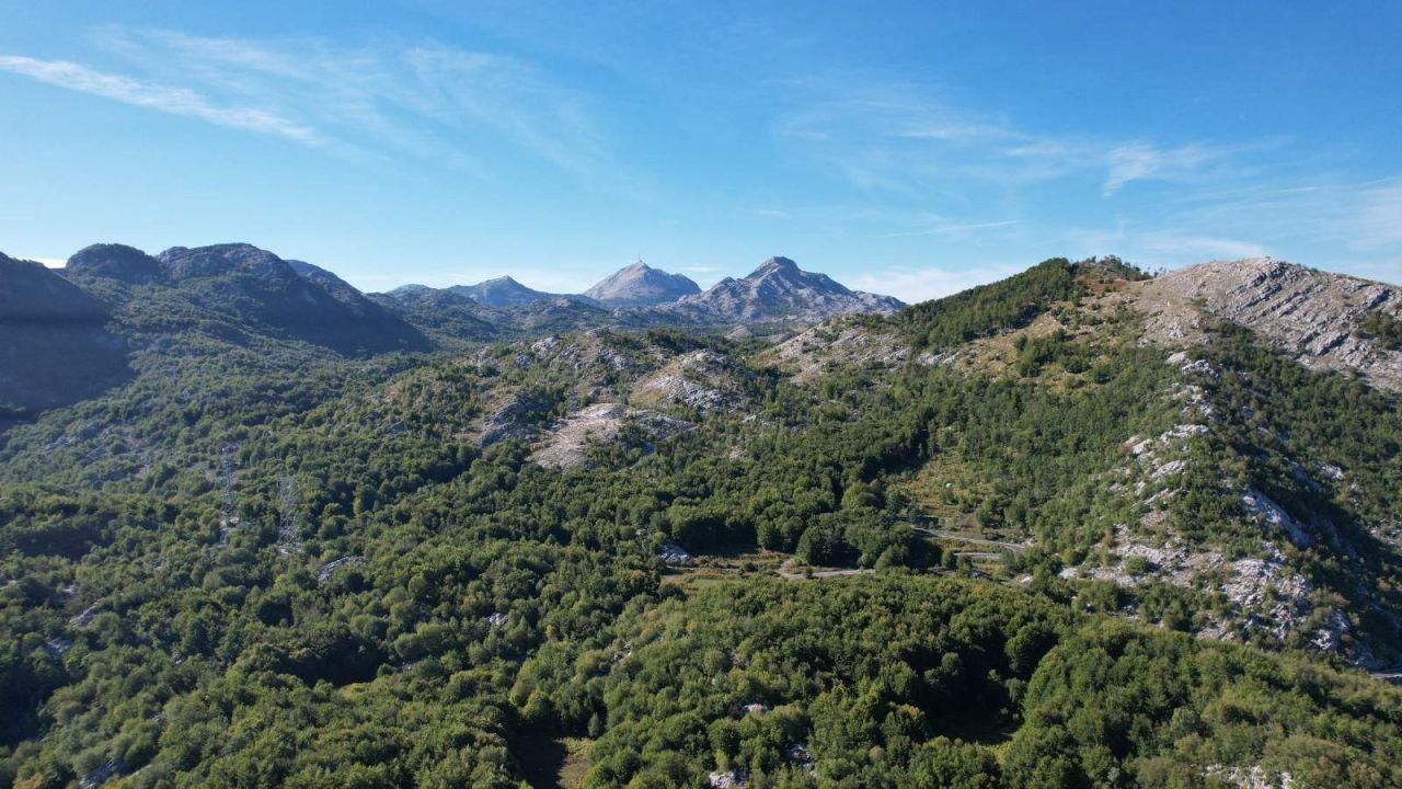 Земля в Цетине, Черногория, 2 210 м² - фото 10