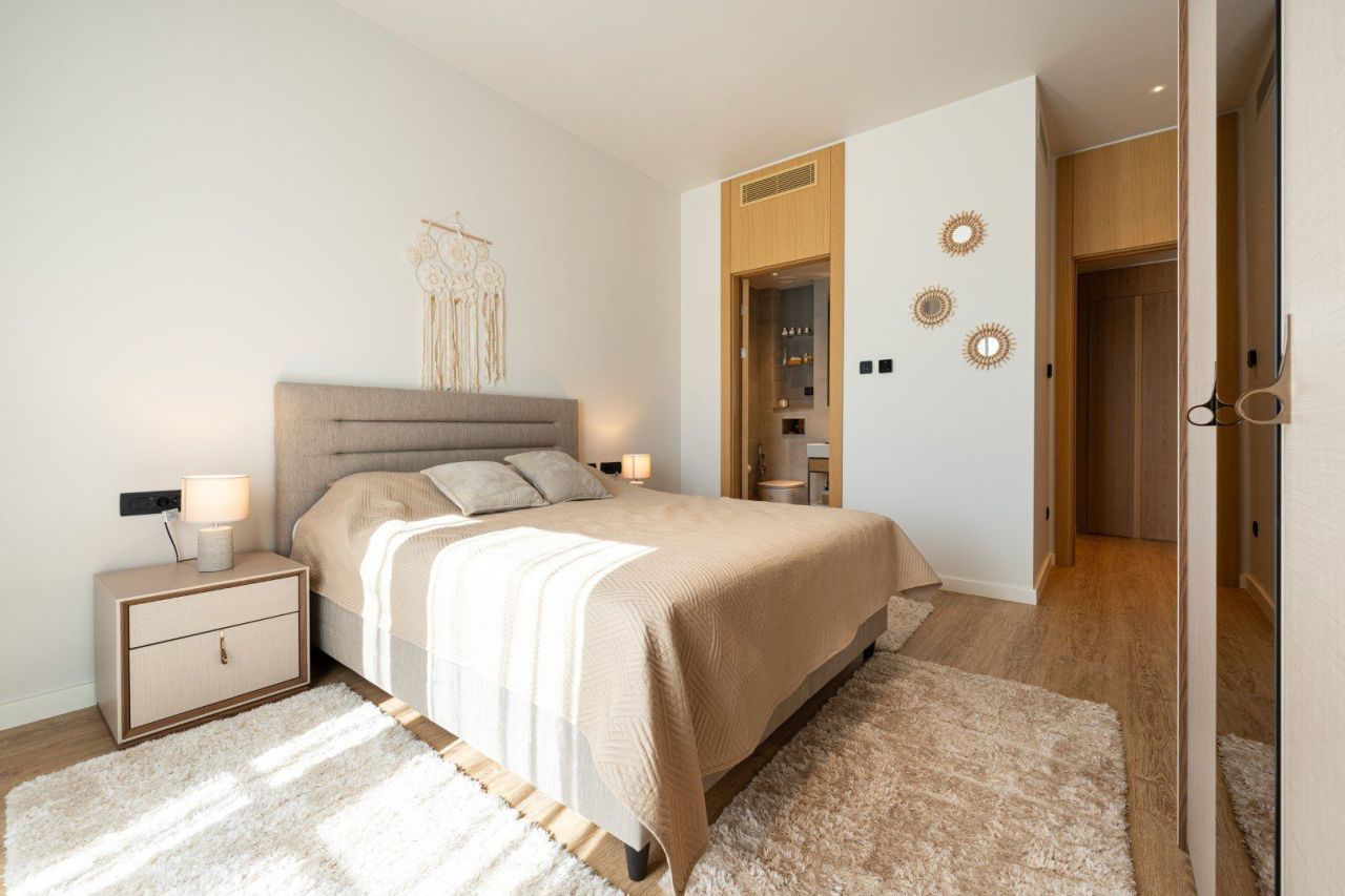 Апартаменты в Тивате, Черногория, 89 м² - фото 12