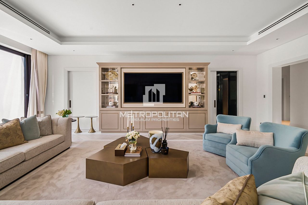 Вилла в Дубае, ОАЭ, 1 131 м² - фото 4