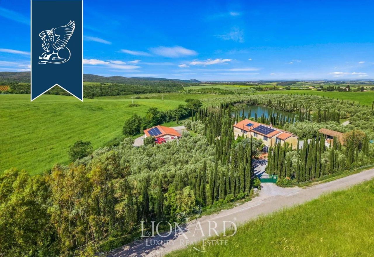 Ферма в Гроссето, Италия, 647 м² - фото 3