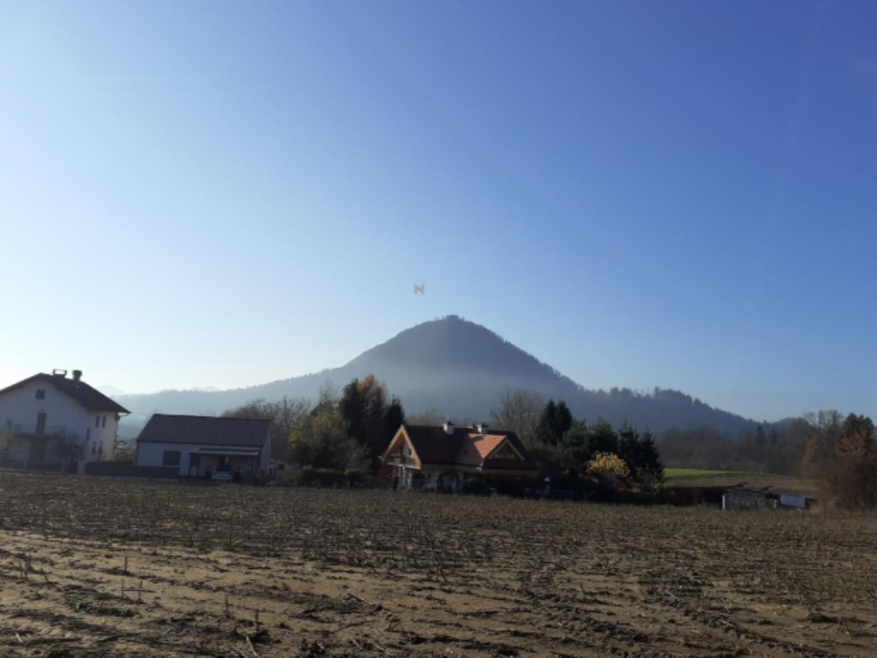 Земля в Любляне, Словения, 3 338 м² - фото 2