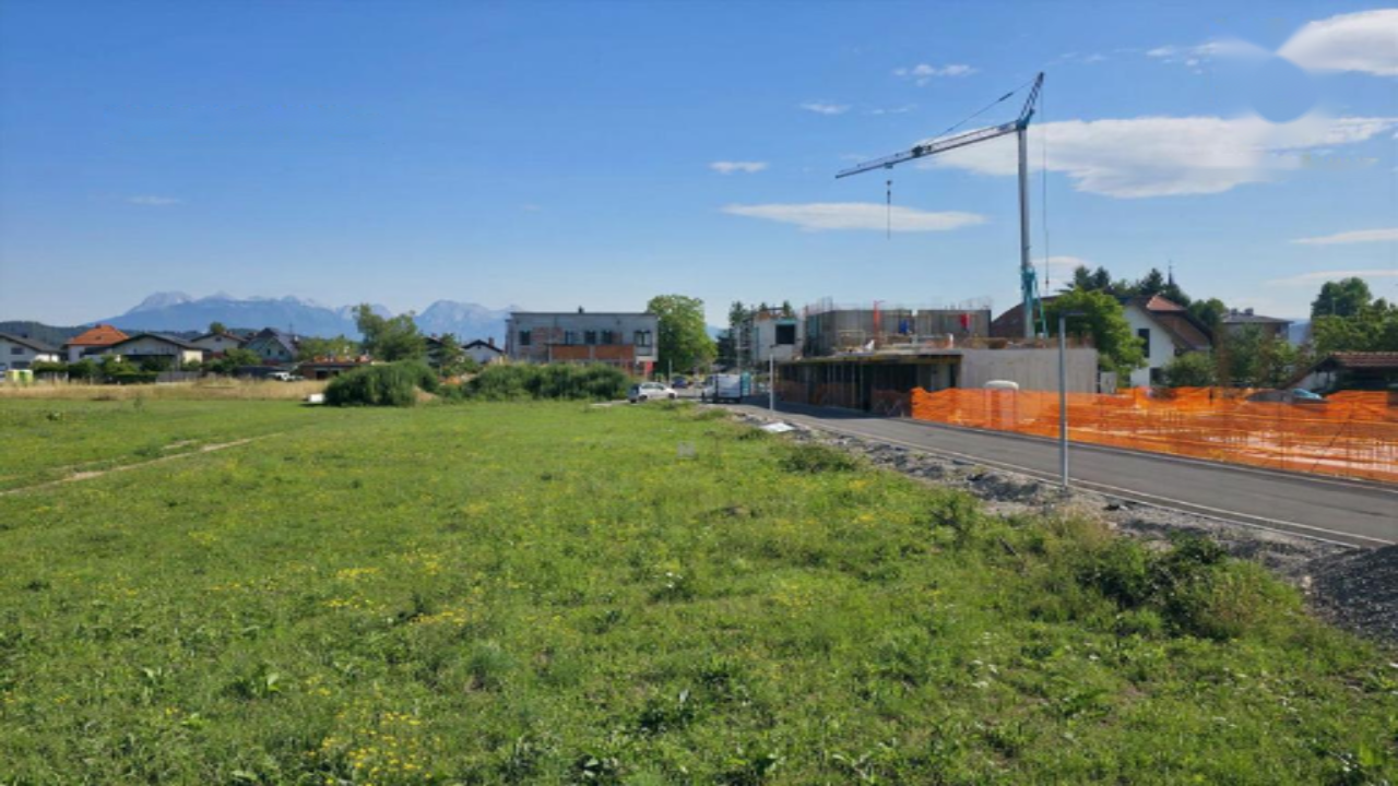 Земля в Любляне, Словения, 445 м² - фото 6