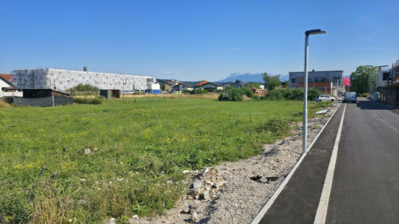 Земля в Любляне, Словения, 445 м² - фото 11