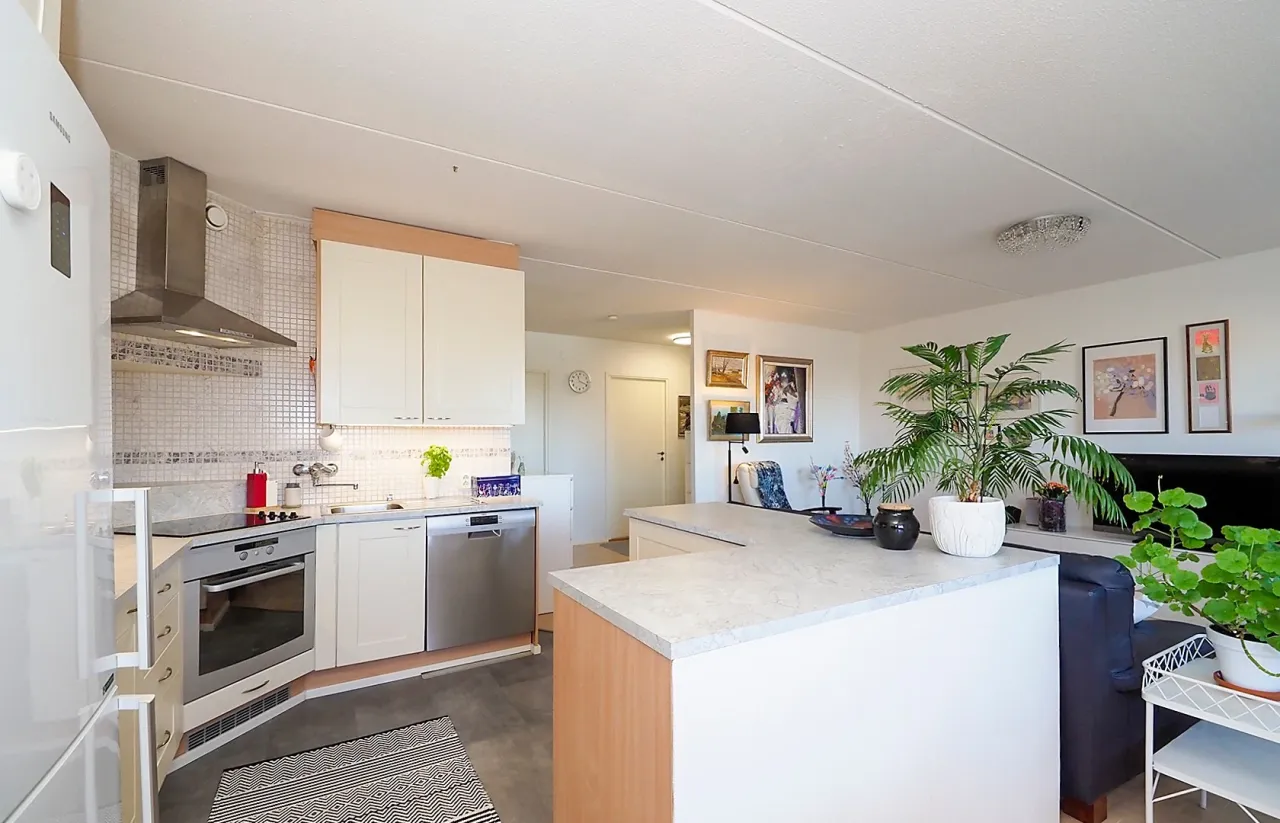 Квартира в Вантаа, Финляндия, 74 м² - фото 2