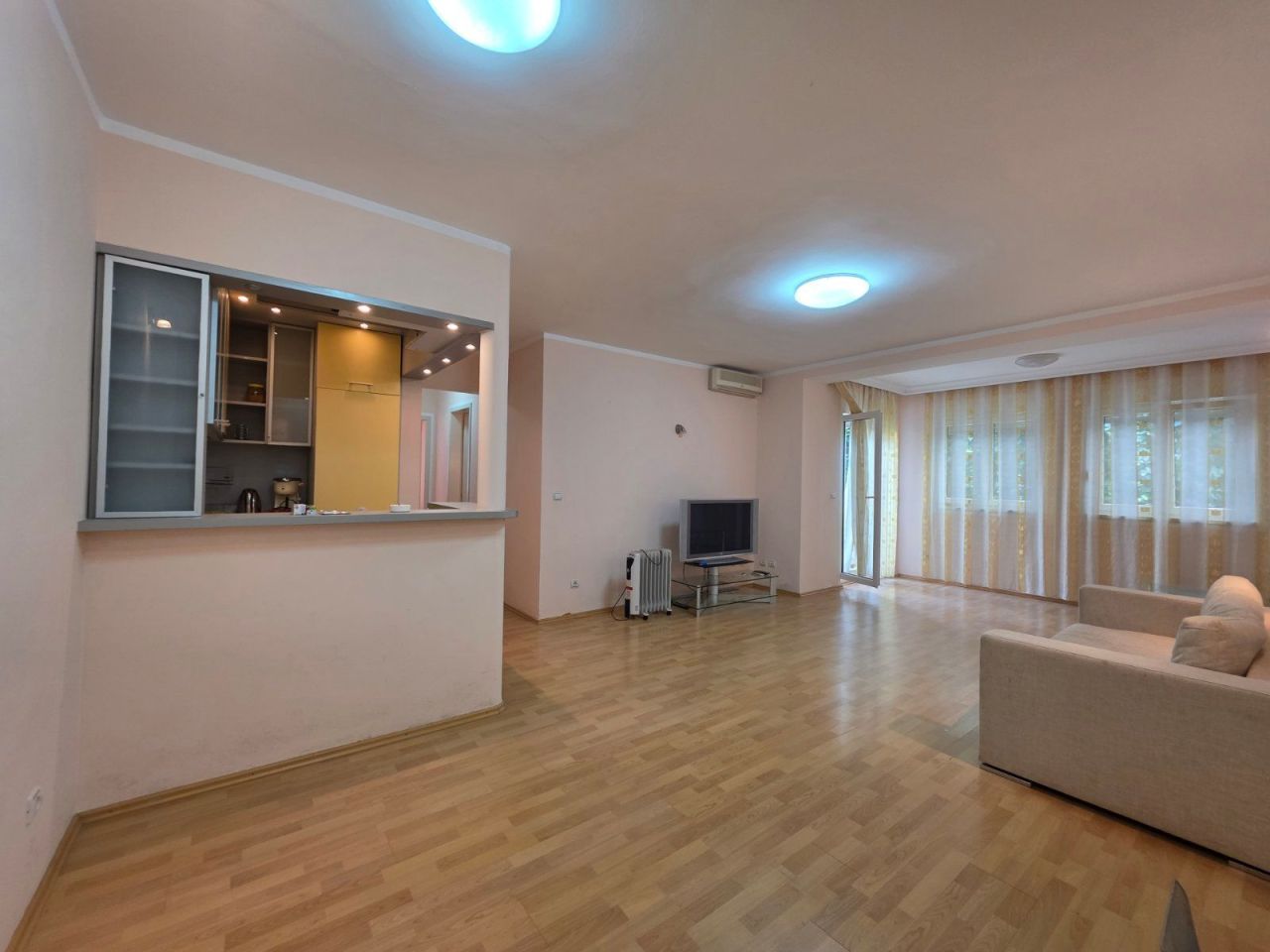 Апартаменты в Будве, Черногория, 70 м² - фото 1