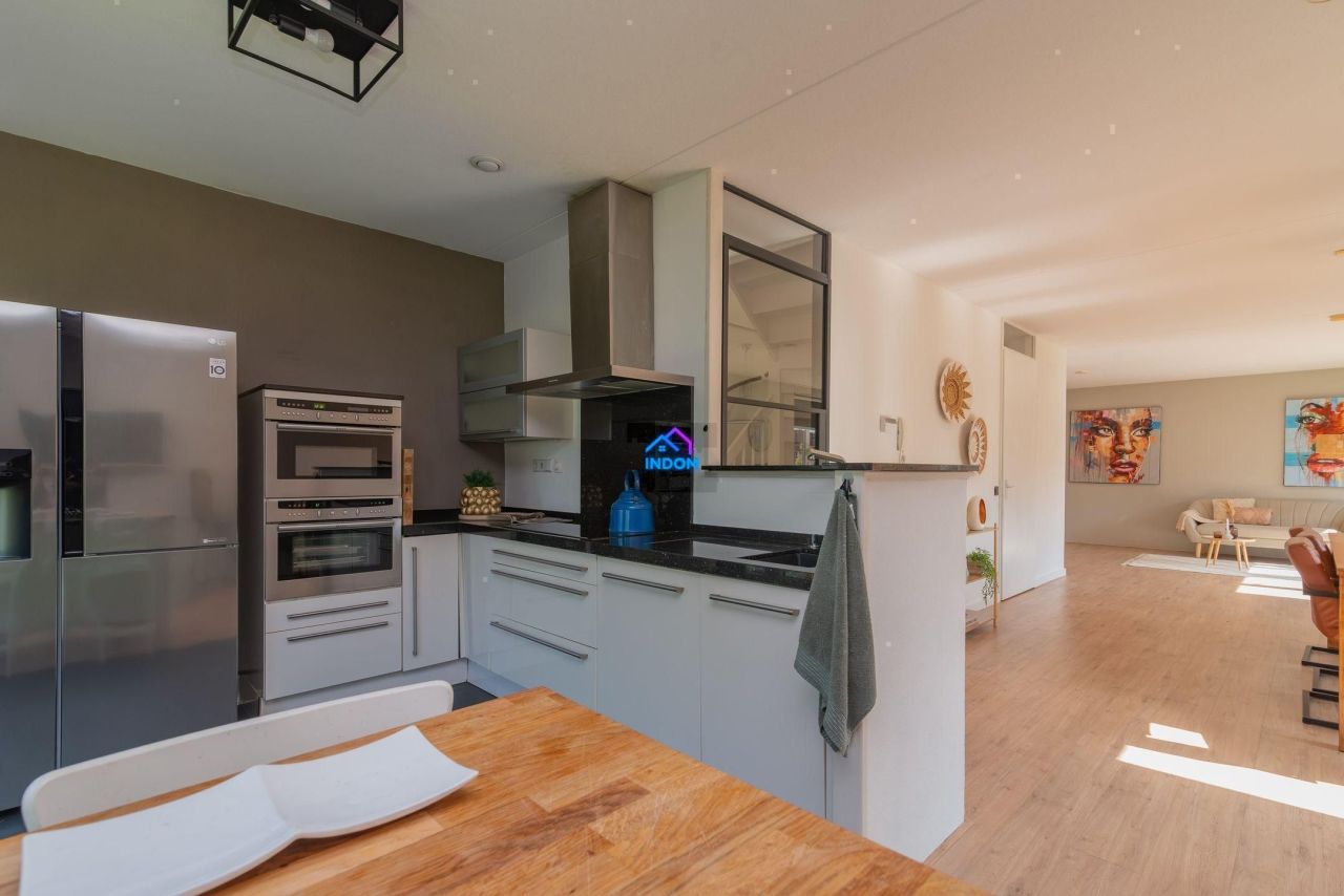 Апартаменты в Амстердаме, Нидерланды, 140 м² - фото 2