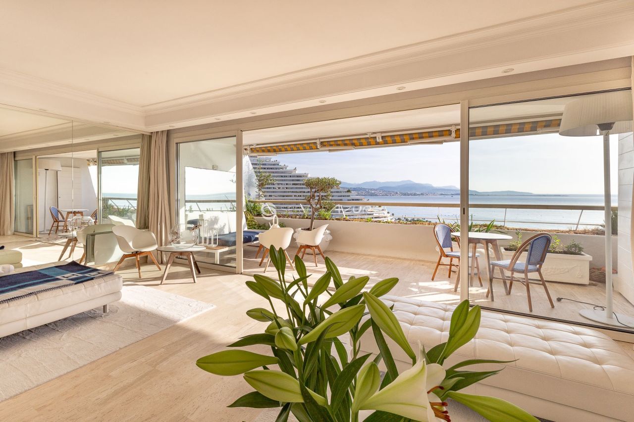 Апартаменты в Вильнёв-Лубе, Франция, 96 м² - фото 7