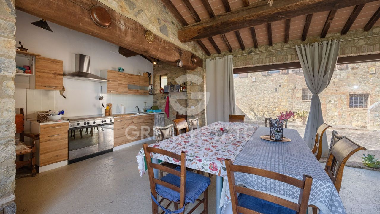 Дом в Кастельнуово, Италия, 1 223.2 м² - фото 13