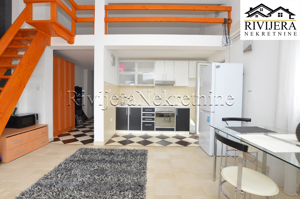 Квартира в Херцег-Нови, Черногория, 61 м² - фото 4