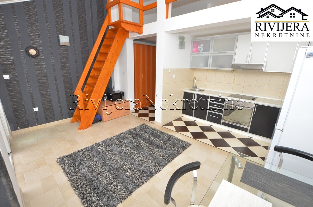 Квартира в Херцег-Нови, Черногория, 61 м² - фото 1