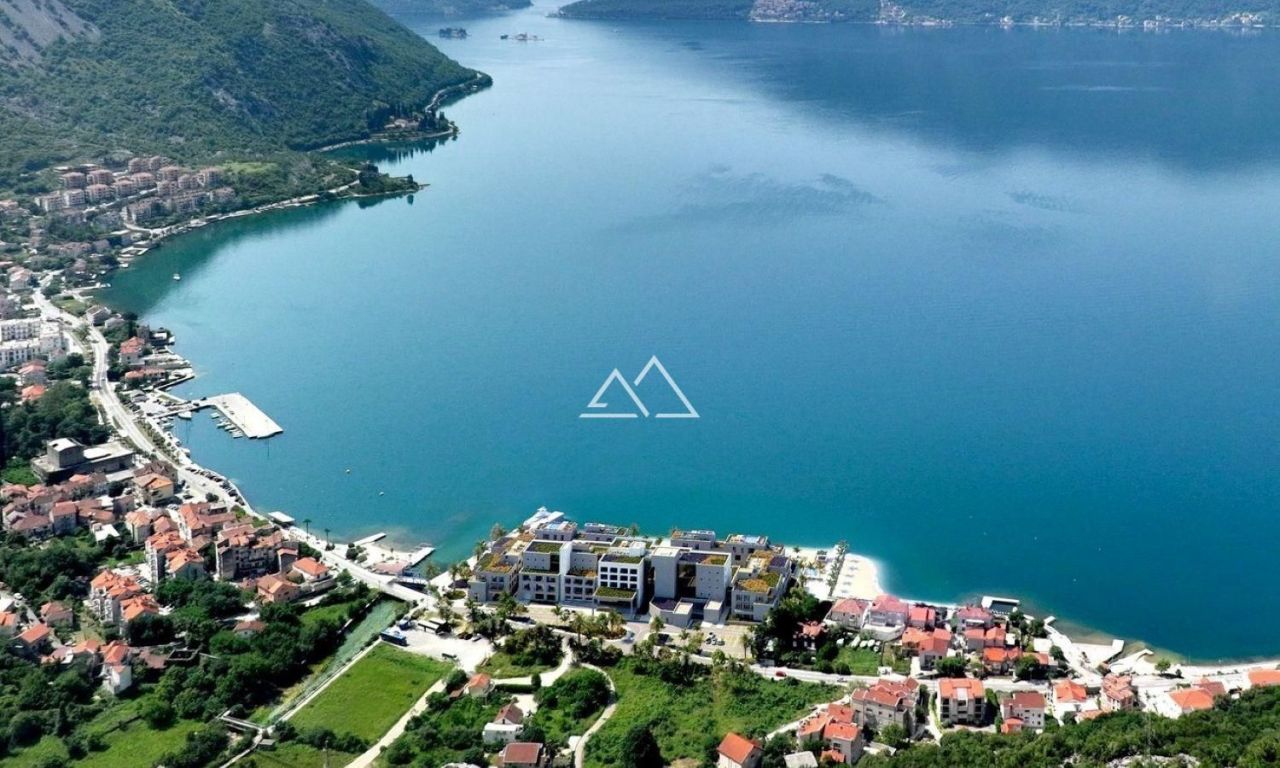 Апартаменты в Рисане, Черногория, 384 м² - фото 12