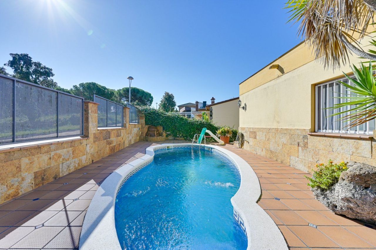 Дом на Коста-Брава, Испания, 190 м² - фото 2