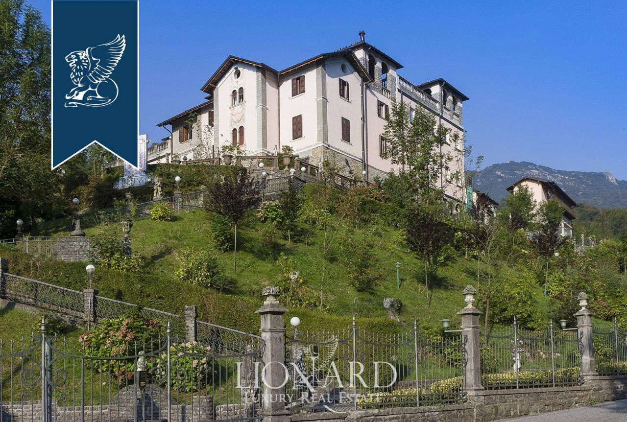 Отель, гостиница в Бергамо, Италия, 4 000 м² - фото 1