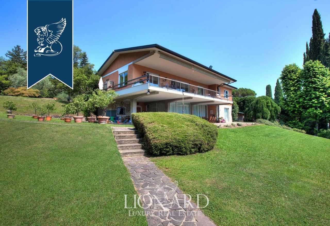 Вилла в Манерба-дель-Гарде, Италия, 750 м² - фото 8