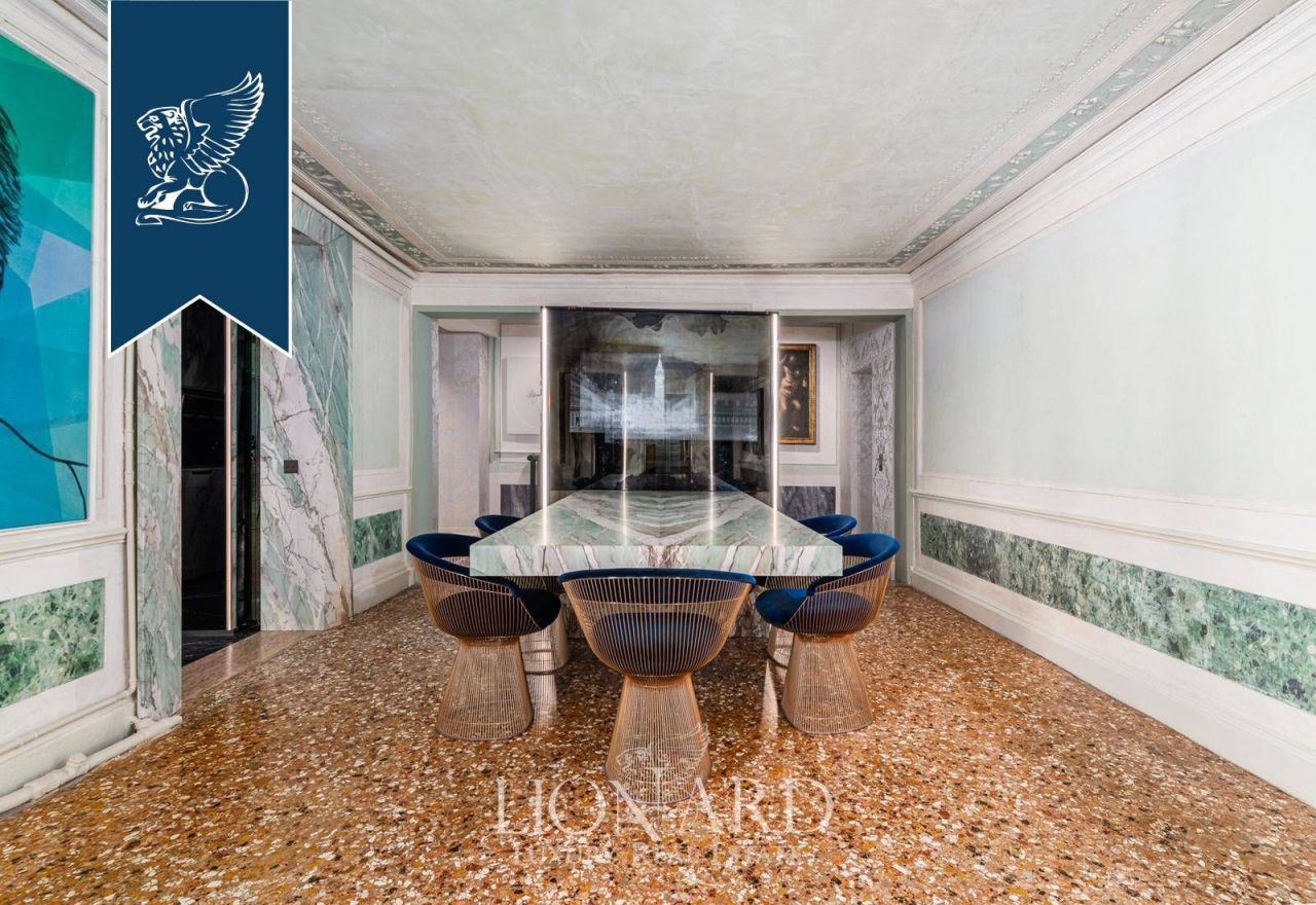 Апартаменты в Венеции, Италия, 365 м² - фото 17