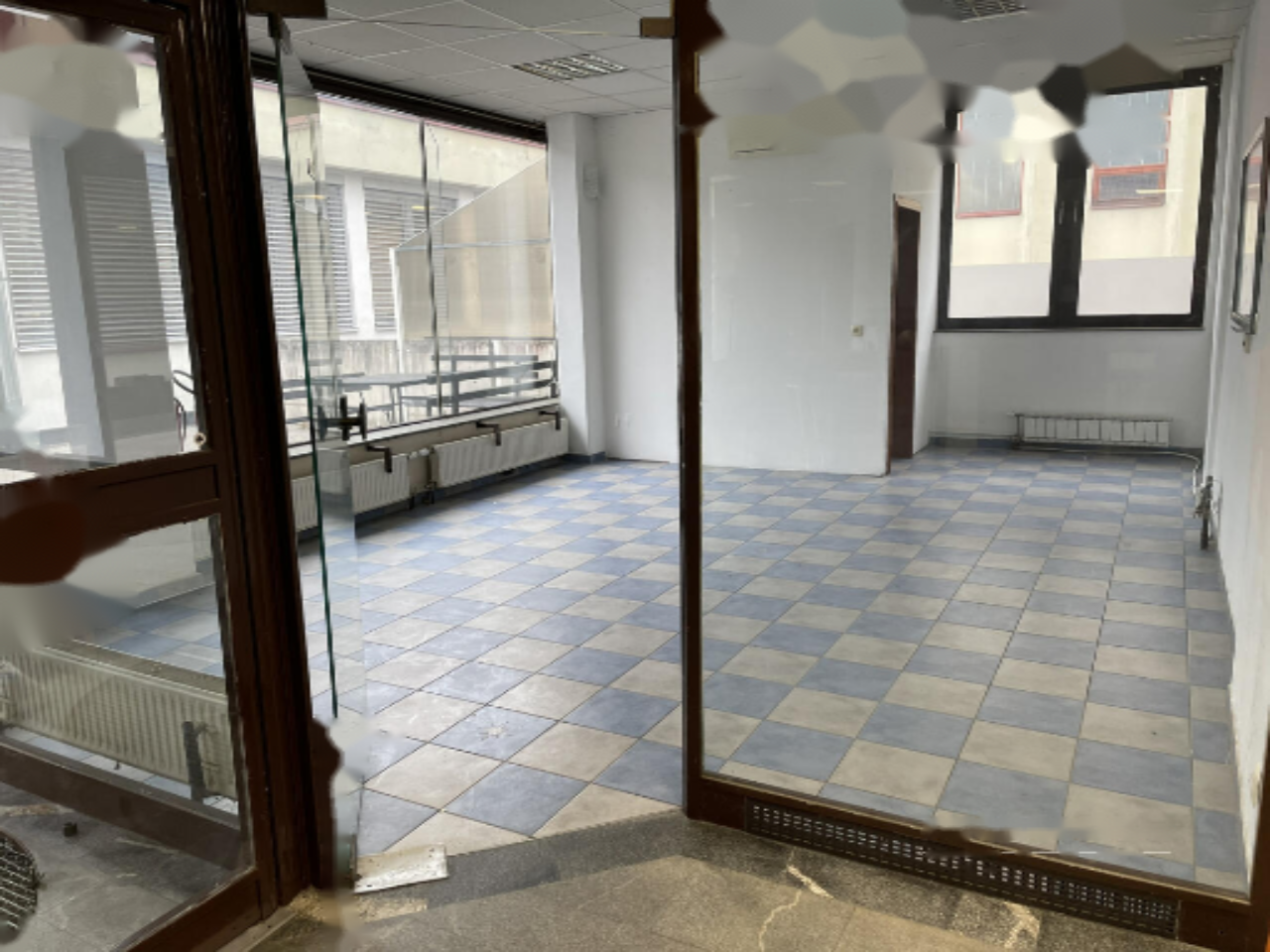 Офис в Любляне, Словения, 34 м² - фото 1