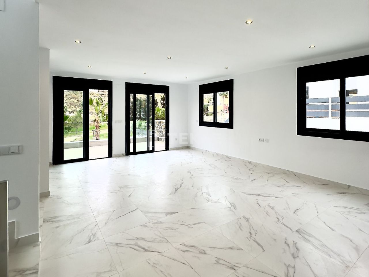 Вилла в Рохалесе, Испания, 260 м² - фото 18