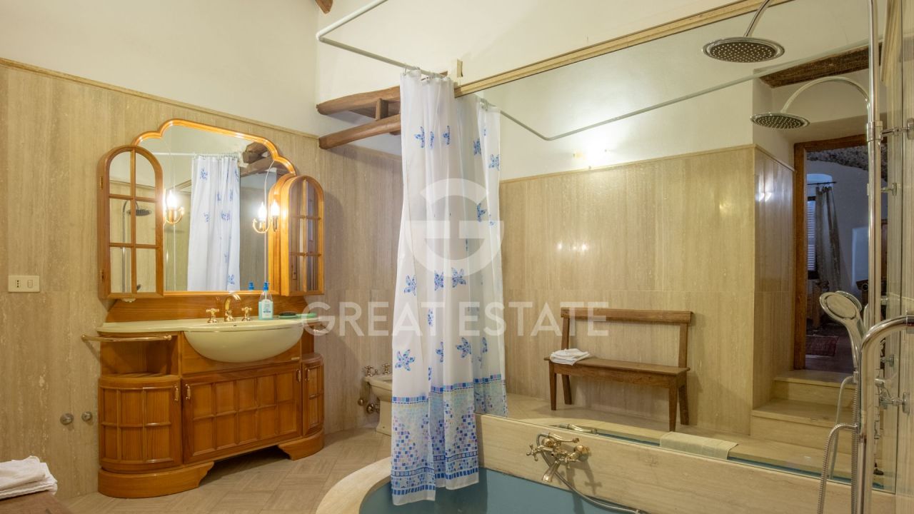 Апартаменты в Сполето, Италия, 85 м² - фото 8