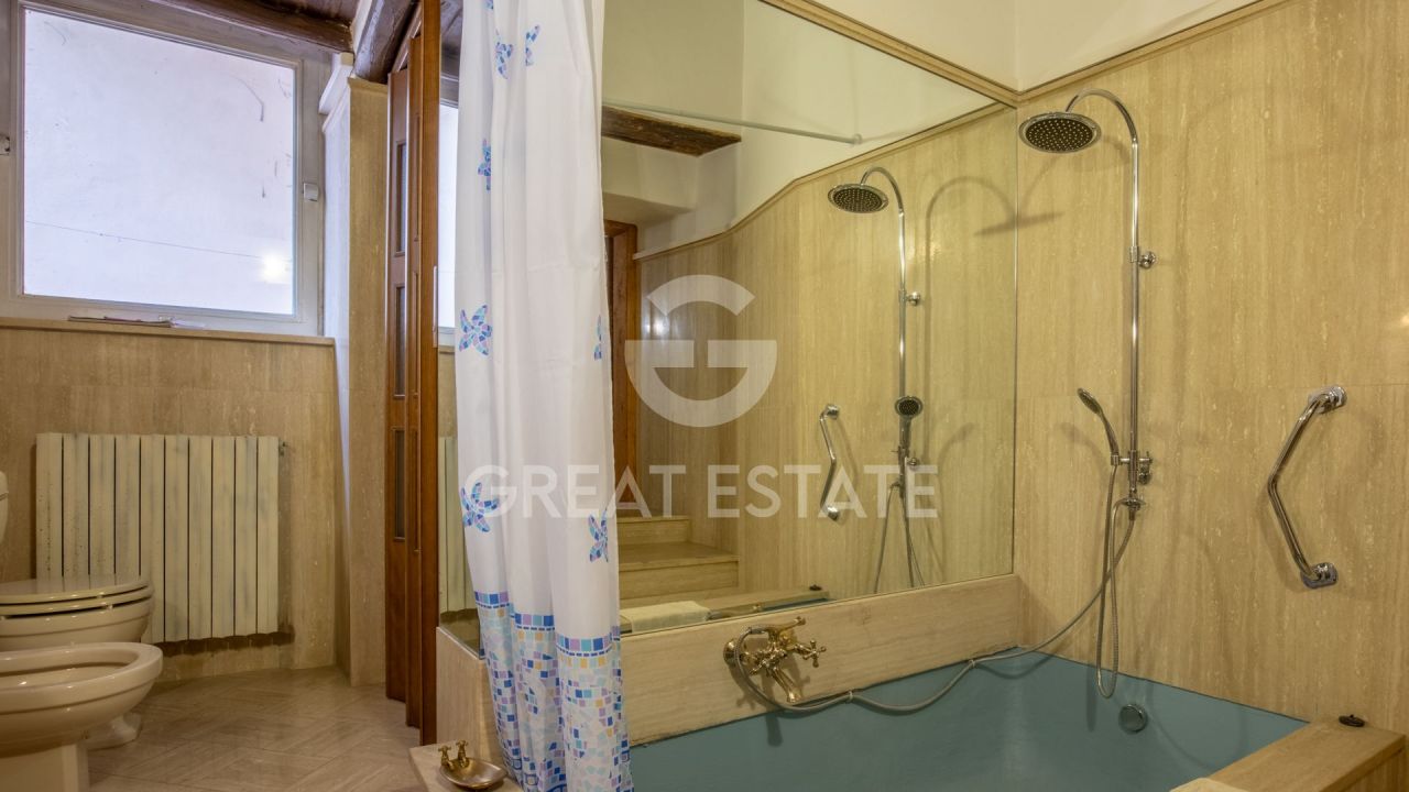 Апартаменты в Сполето, Италия, 85 м² - фото 9