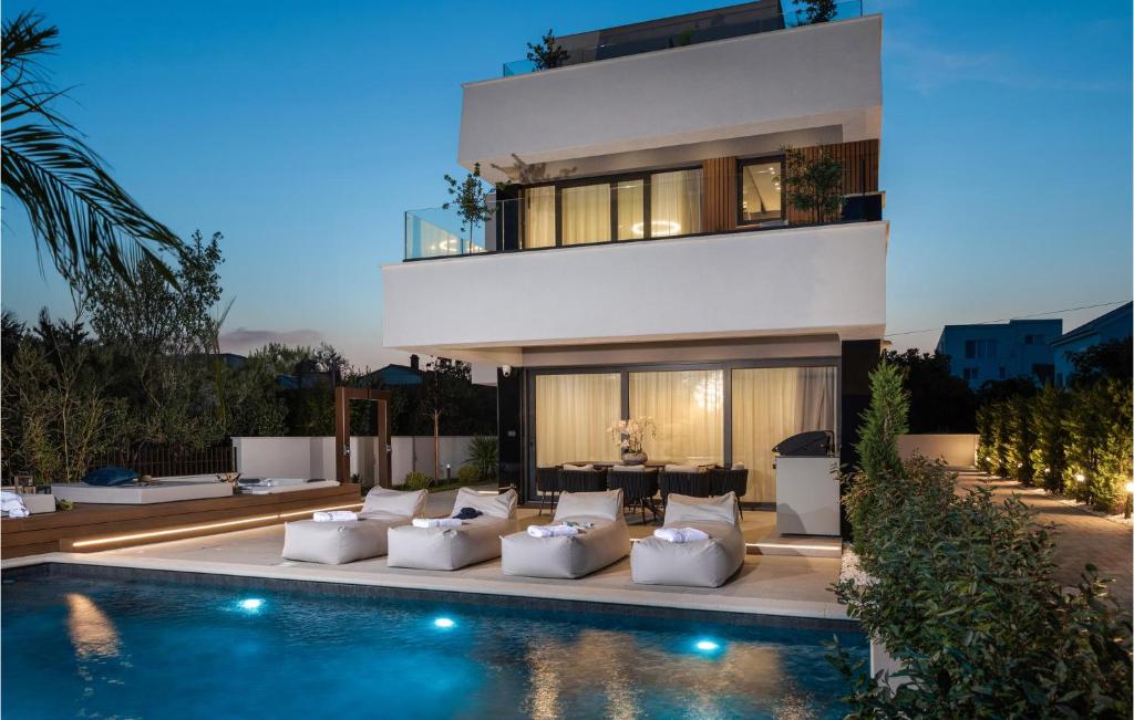 Вилла в Задаре, Хорватия, 237 м² - фото 8