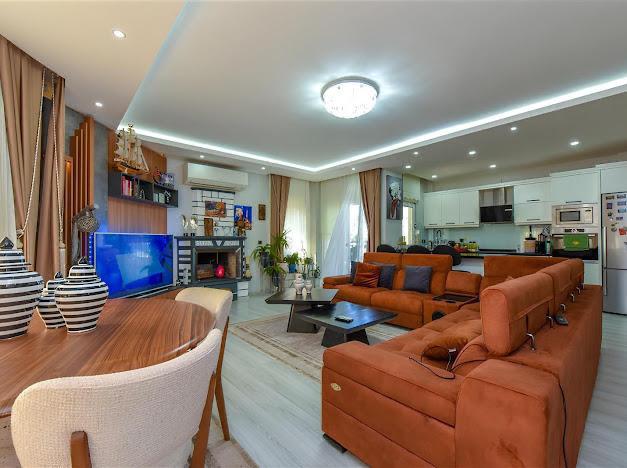 Вилла в Алании, Турция, 450 м² - фото 1