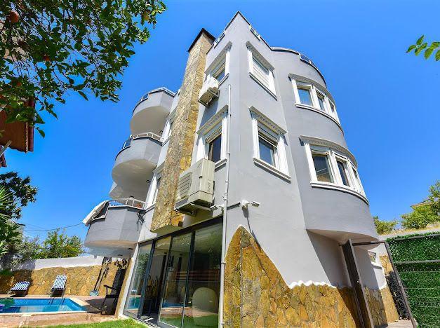 Вилла в Алании, Турция, 450 м² - фото 1