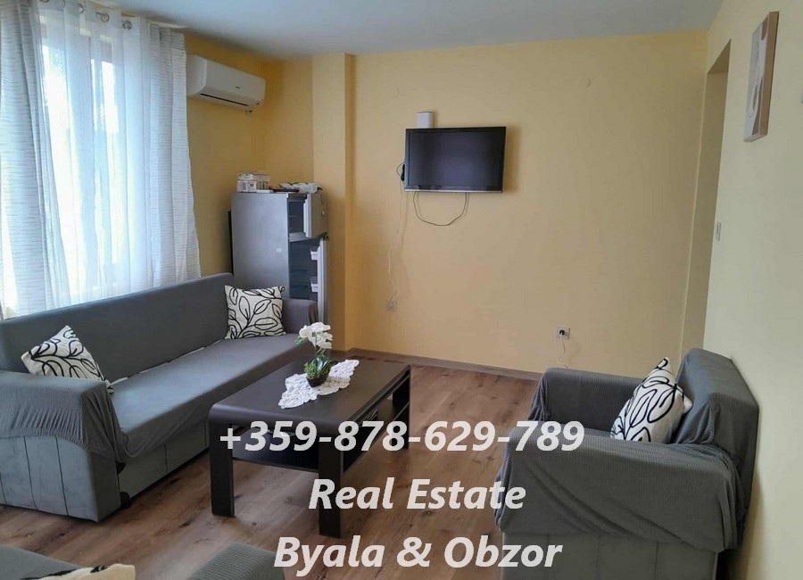 Квартира в Обзоре, Болгария, 90 м² - фото 1