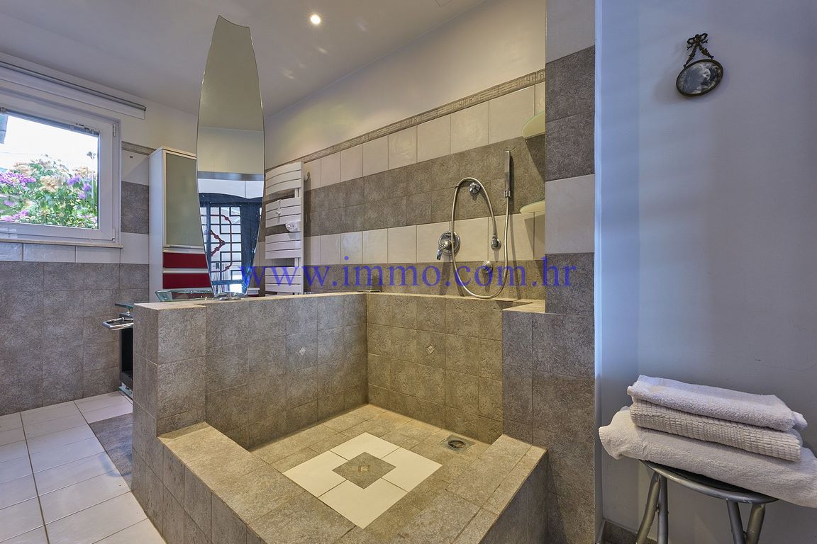 Вилла в Трогире, Хорватия, 300 м² - фото 12