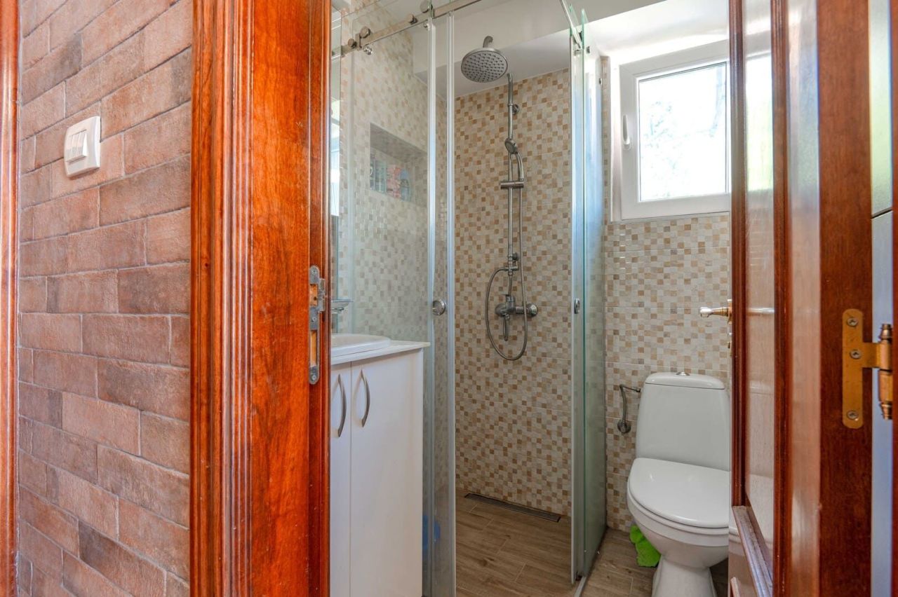 Апартаменты в Будве, Черногория, 73 м² - фото 14