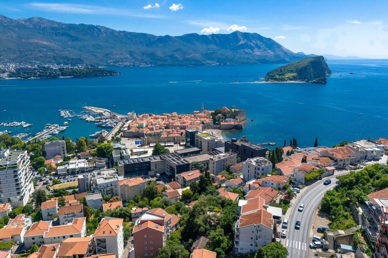 Апартаменты в Будве, Черногория, 73 м² - фото 18