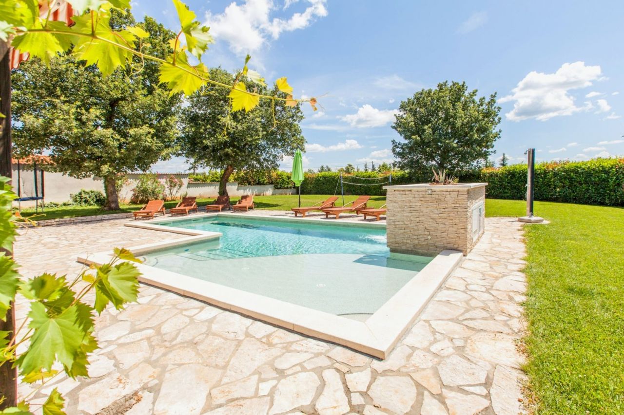 Вилла Višnjan, Хорватия, 219 м² - фото 4