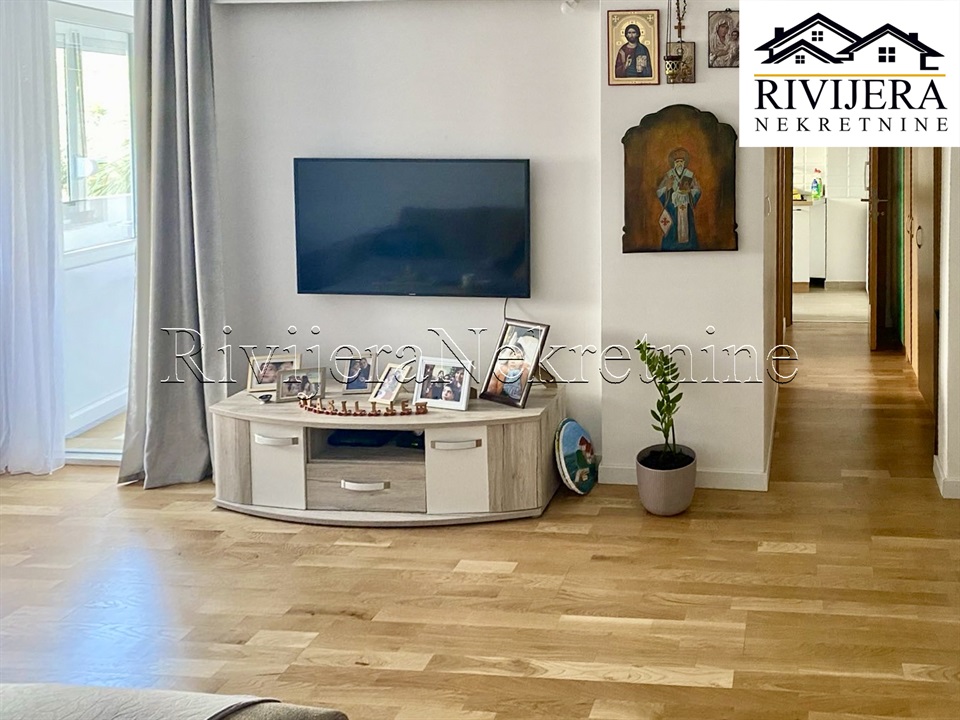 Квартира в Тивате, Черногория, 64 м² - фото 13