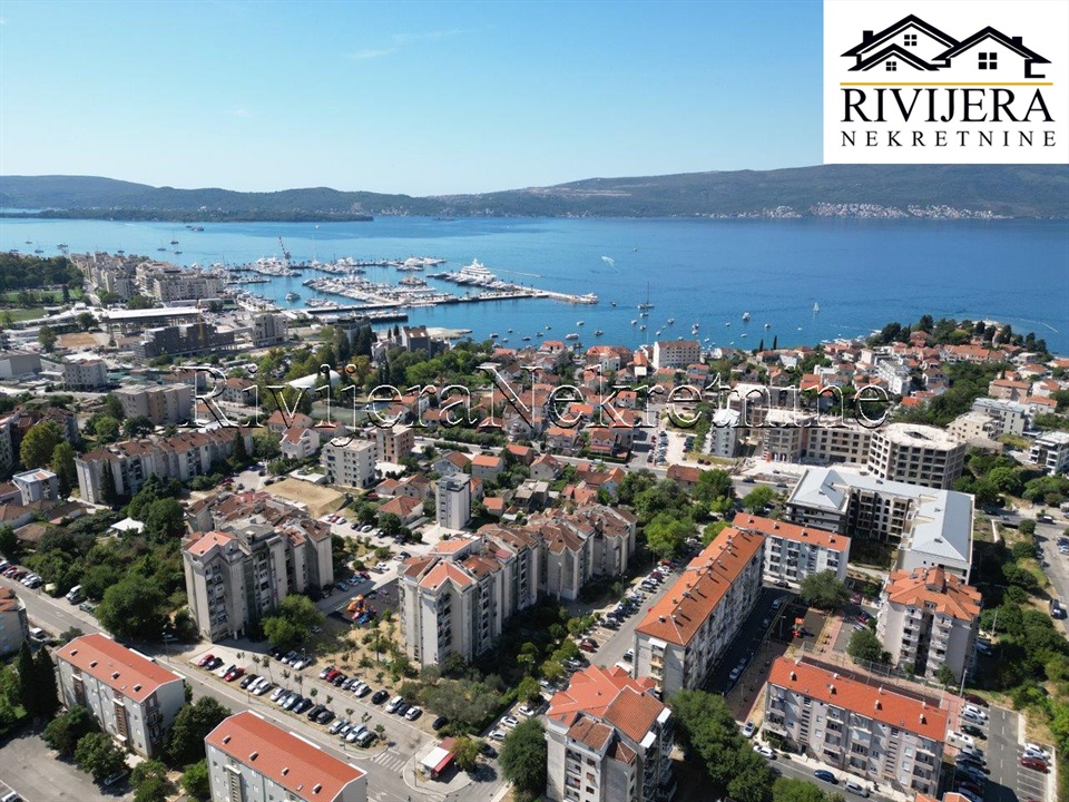 Квартира в Тивате, Черногория, 64 м² - фото 5