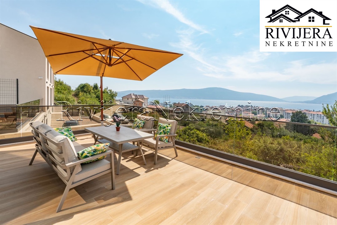 Вилла в Тивате, Черногория, 397 м² - фото 13