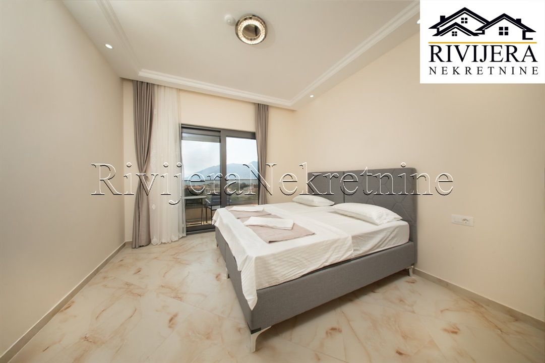 Вилла в Тивате, Черногория, 397 м² - фото 10