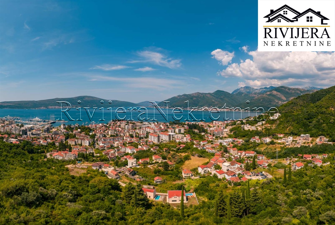 Вилла в Тивате, Черногория, 397 м² - фото 14