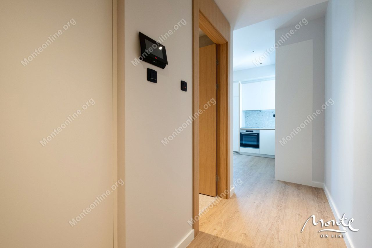 Апартаменты в Тивате, Черногория, 134 м² - фото 8