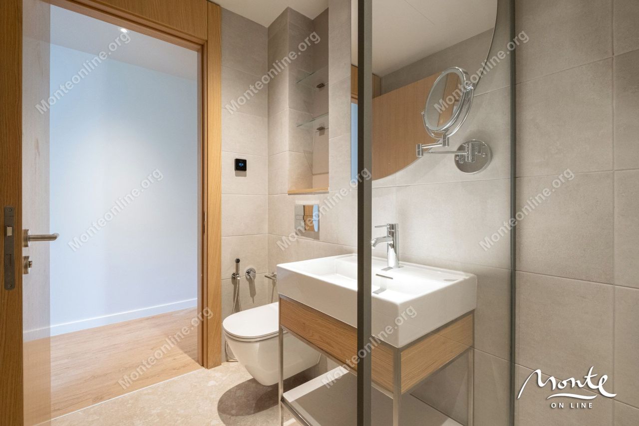 Апартаменты в Тивате, Черногория, 134 м² - фото 11