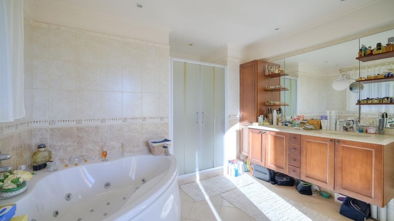 Вилла в Ницце, Франция, 400 м² - фото 15