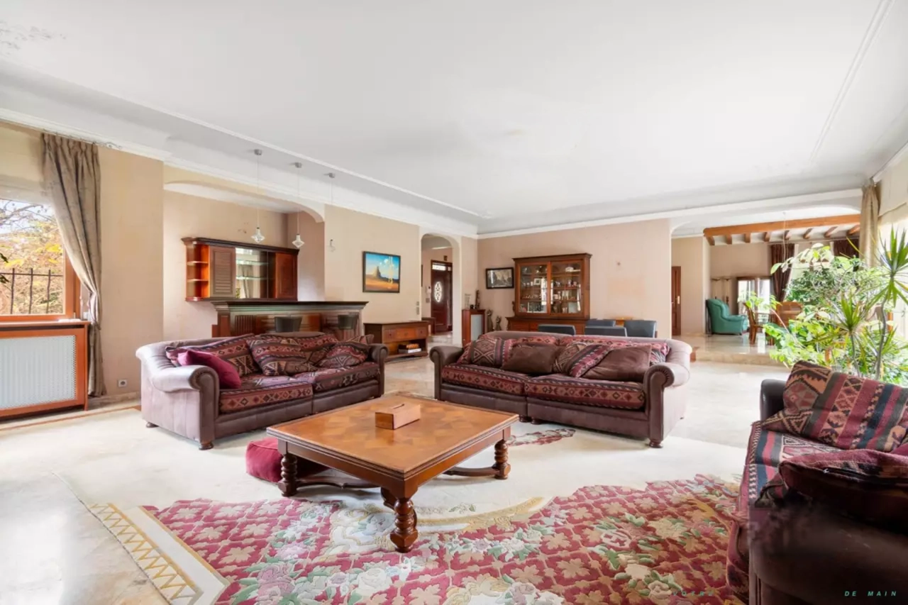 Коттедж в Париже, Франция, 600 м² - фото 5