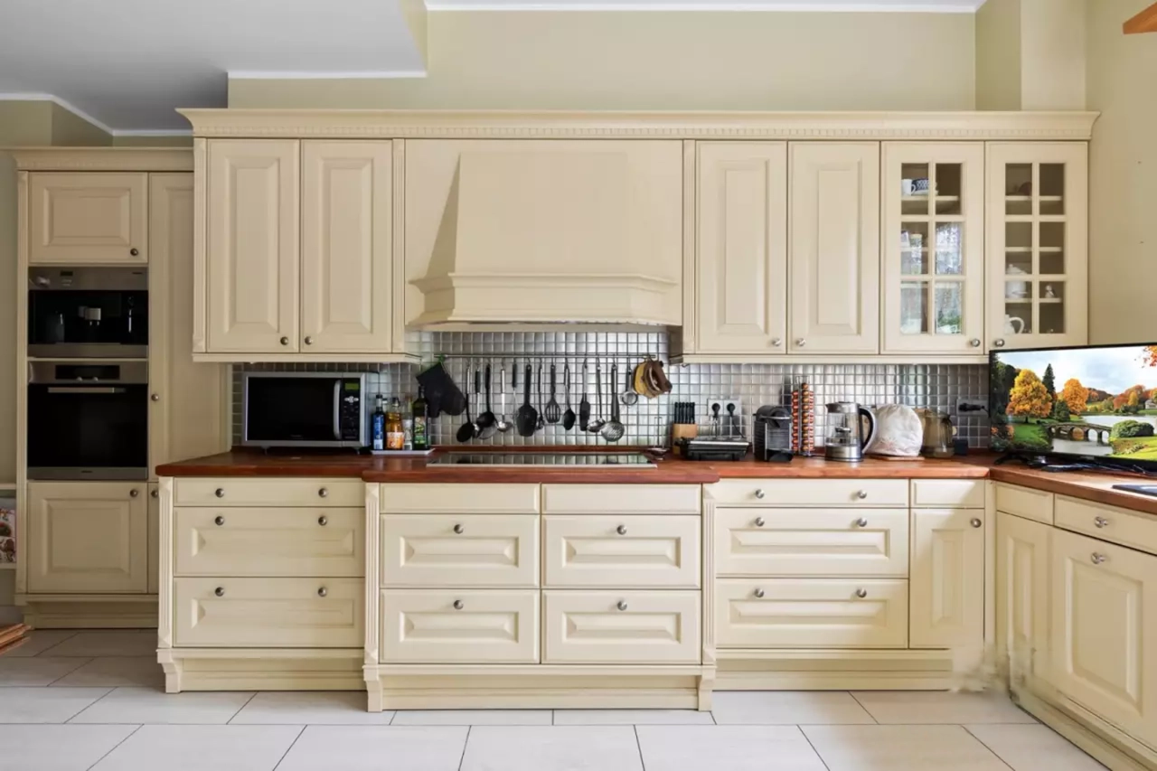 Коттедж в Париже, Франция, 600 м² - фото 12