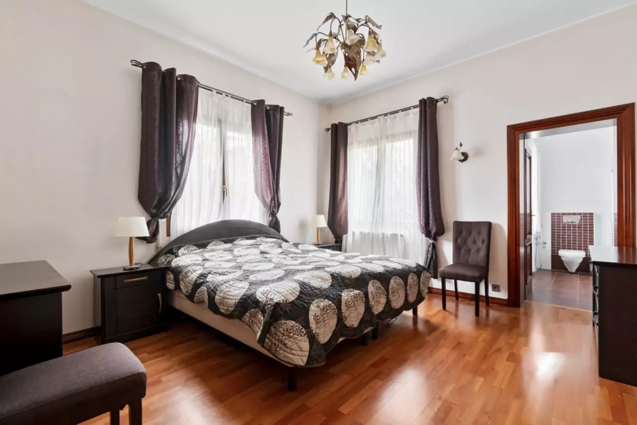 Коттедж в Париже, Франция, 600 м² - фото 11